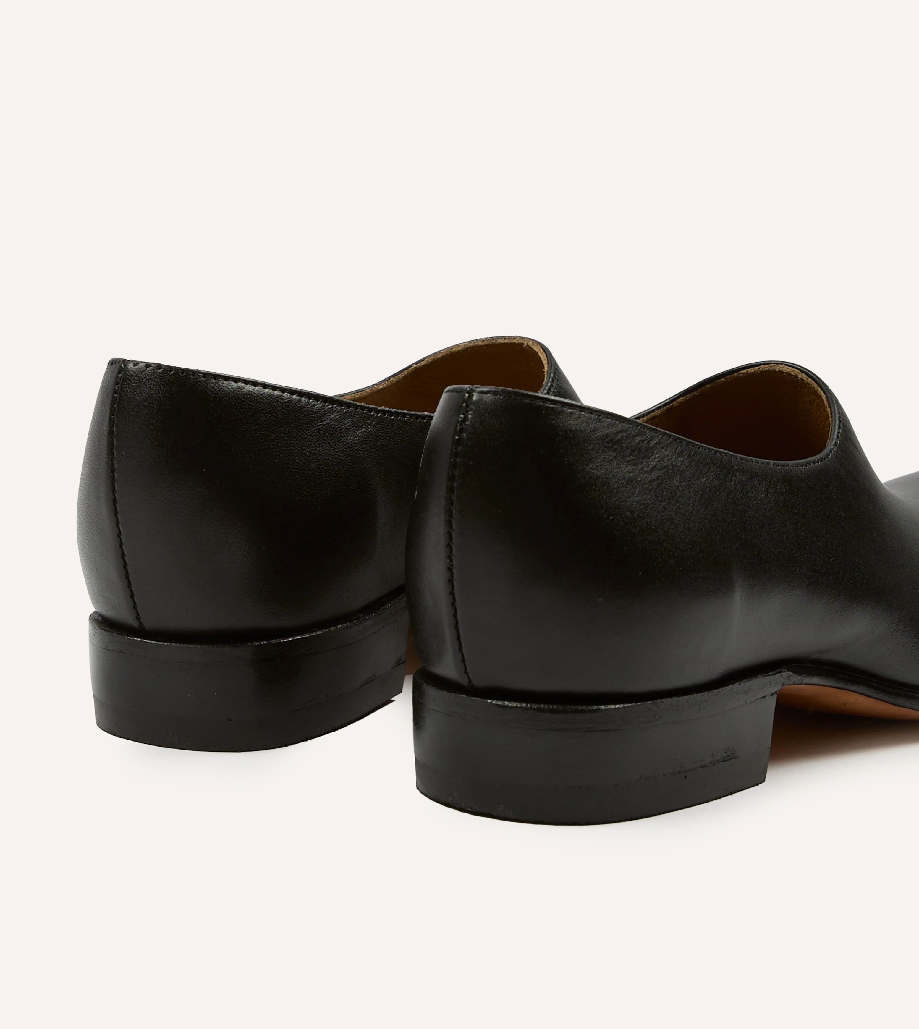 Chamula Black Leather Saarinen Shoe - Image 5